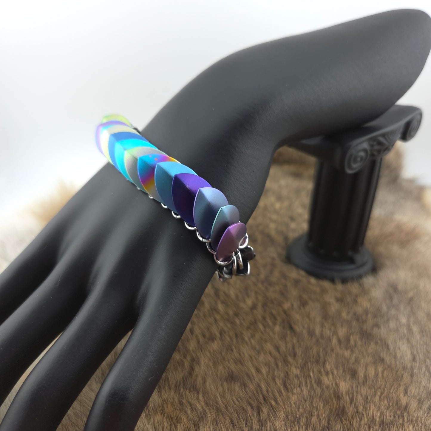 Titanium Dragon Scale Bracelet (001)