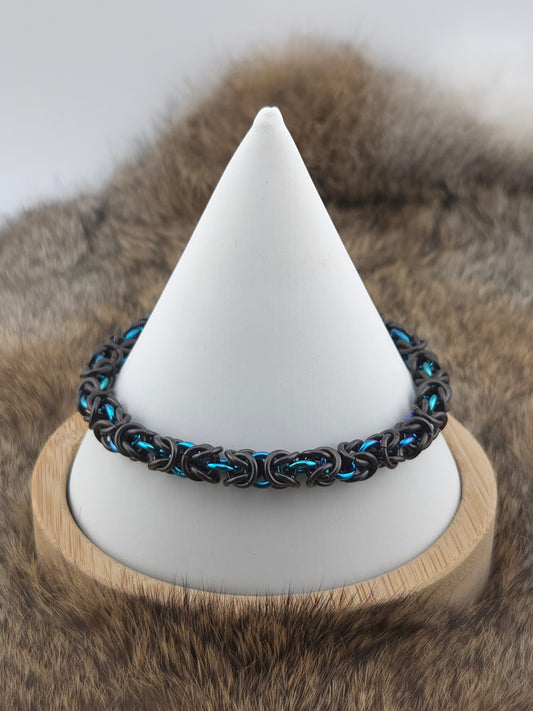 Black Glass Titanium and Tourmaline Niobium Byzantine Bracelet