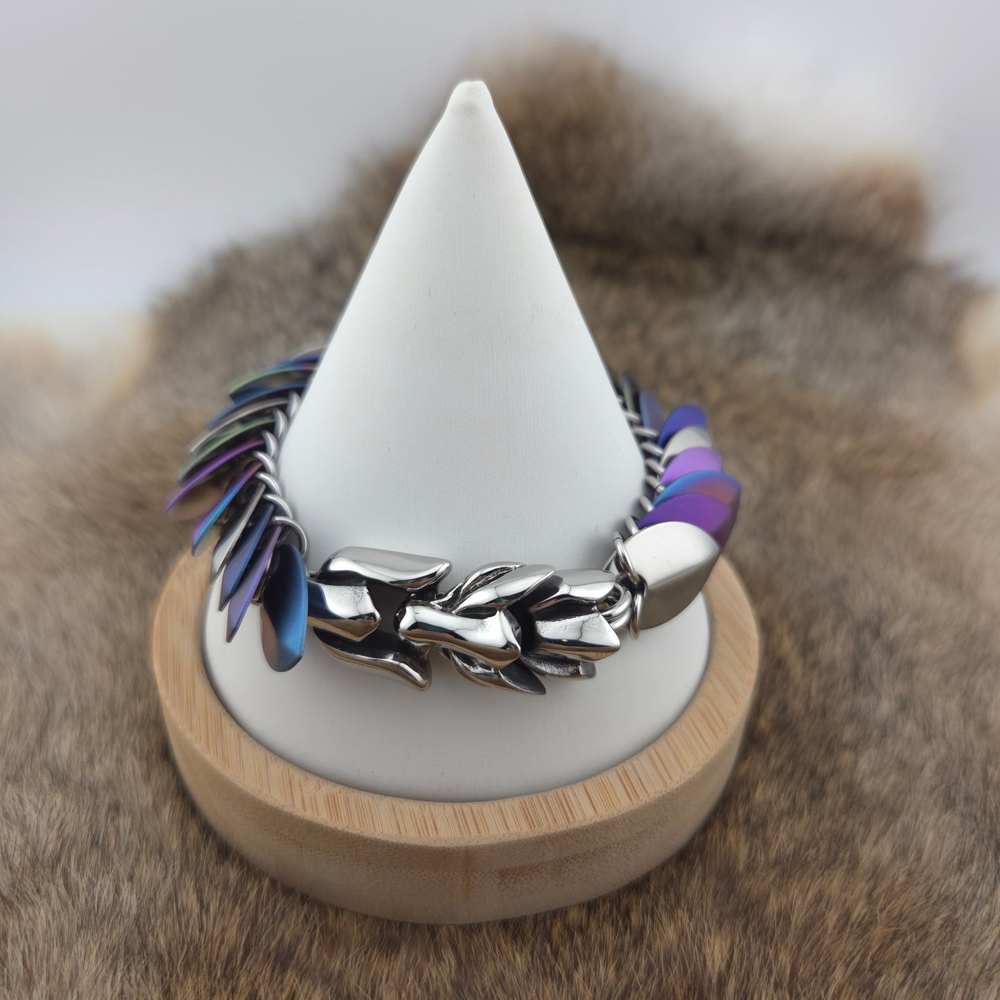 Titanium Dragon Scale Bracelet (002)